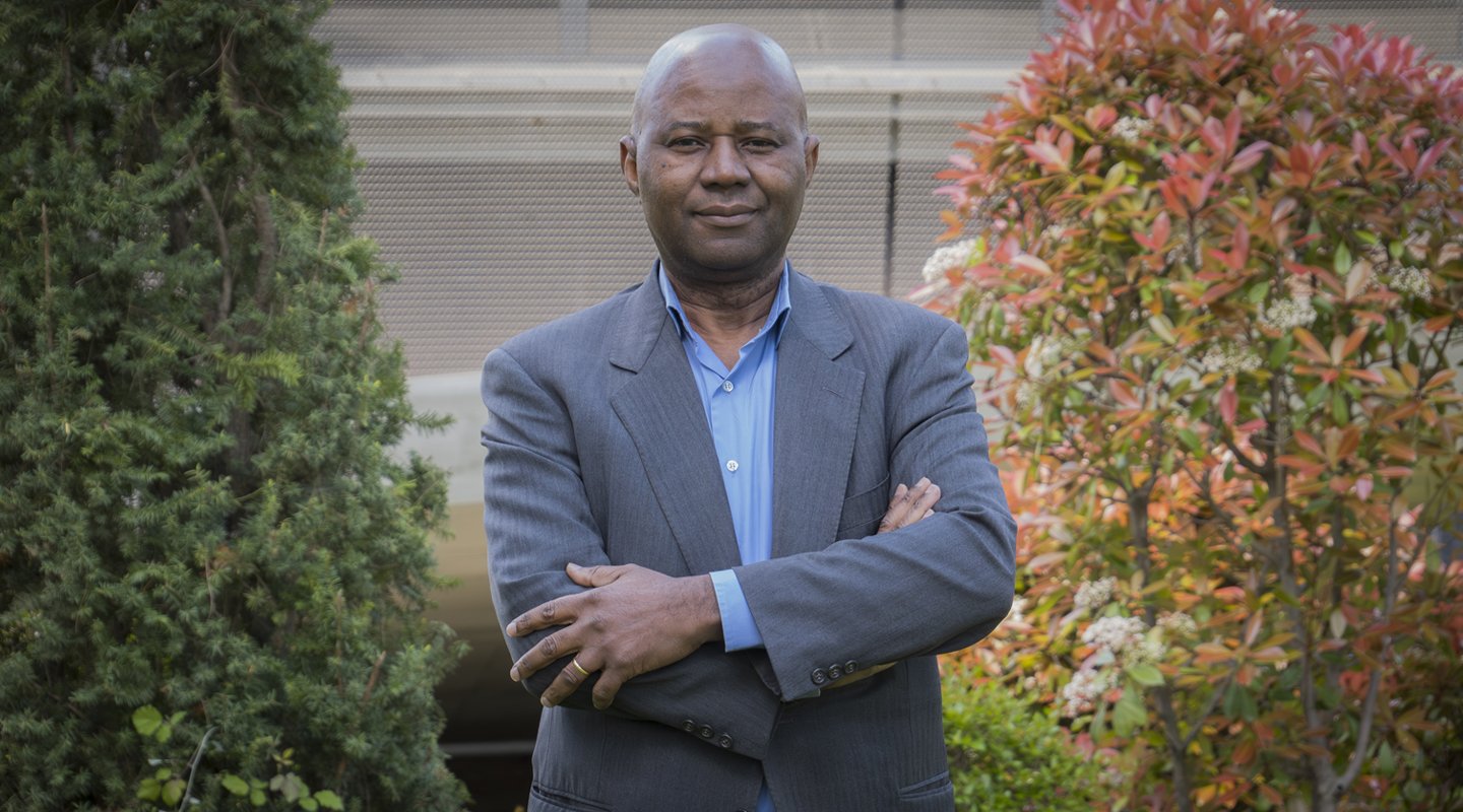 Profesor Richard Mababu Mukuir Profesor Richard Mababu Mukuir